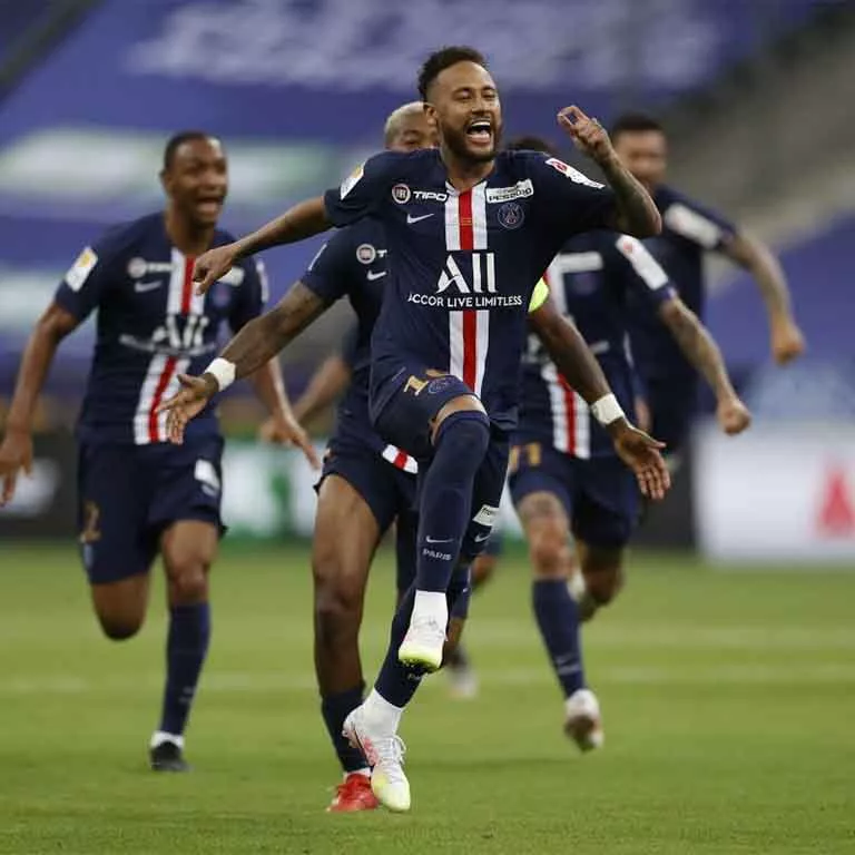 PSG 球员庆祝